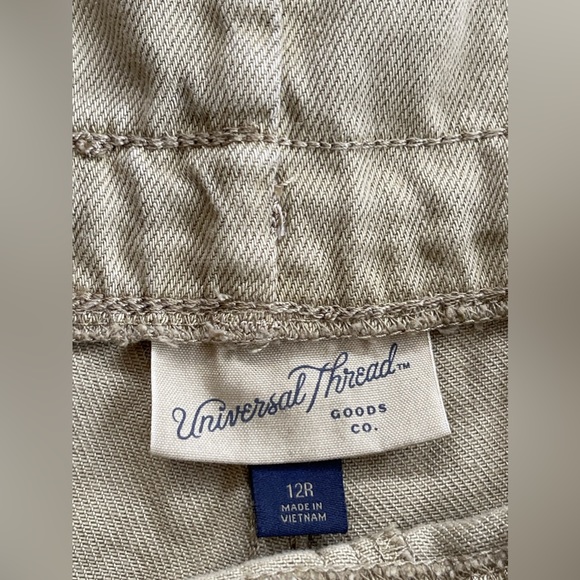 Women’s High-Rise Wide Leg Jeans -Universal Thread - Picture 3 of 4